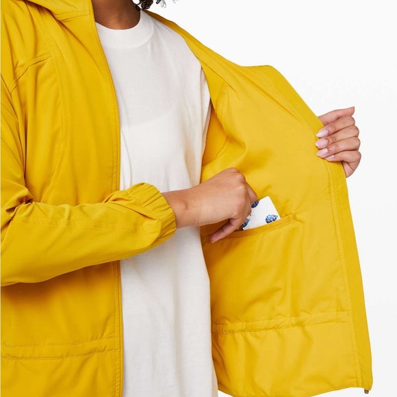Lululemon Pack it up Jacket - Picture 7 of 9